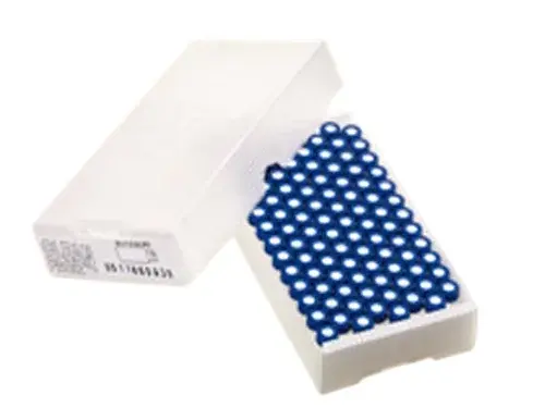 Vial, 1,5 Ml Şeffaf, 32 X 11.6mm, Vidalı, Dar Ağızlı, Monte Edilmiş Kapak 8mm, Siyah Orta Delikli, Silikon Beyaz/ptfe Kırmızı İle Beraber, 45° Shore A, 1.3mm 100 Adet