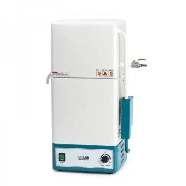 Destile Cihazı - Su - Deposuz - 7,5 Lt/saat