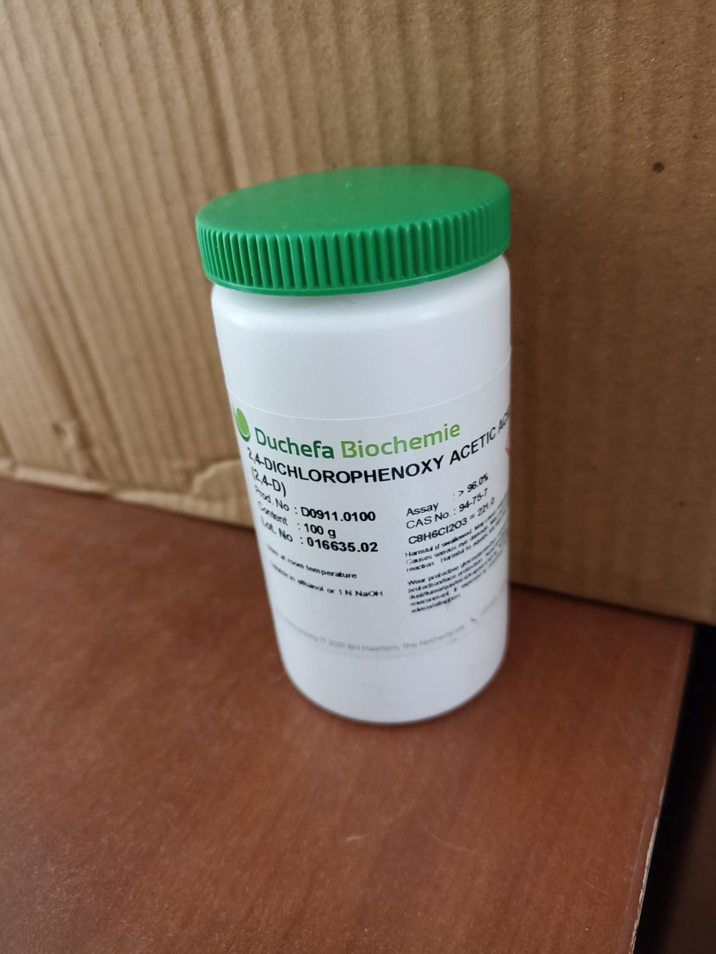 Duchefa 2,4-Diklorofenoksiasetik Asit ,2,4-Dichlorophenoxyacetic Acid